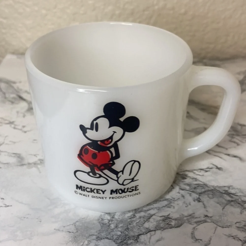 Vintage Mickey‎ Mouse Walt Disney Milk Glass Mug
